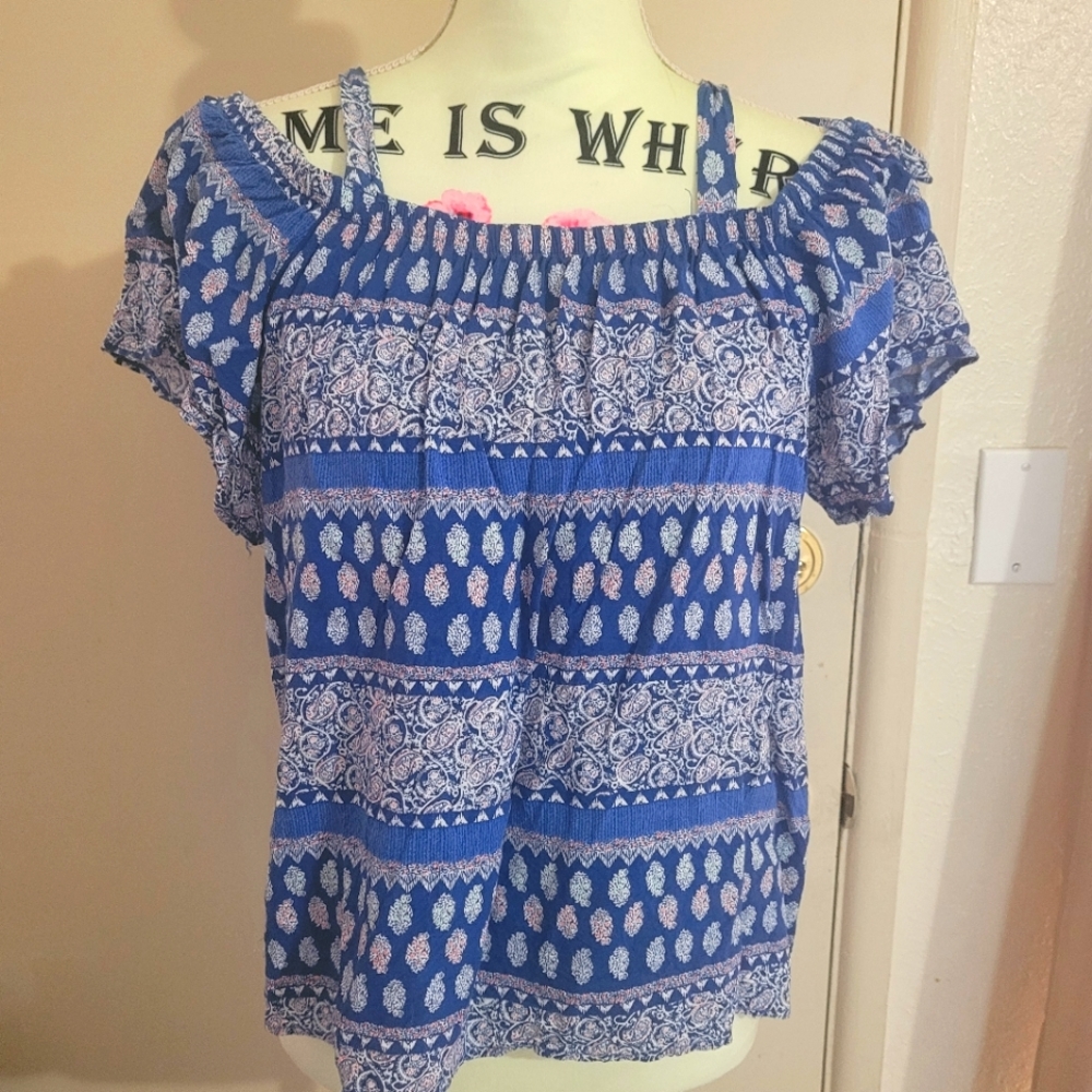 ✨️$5 Sale✨️ Bailey & Chloe Top Size XL